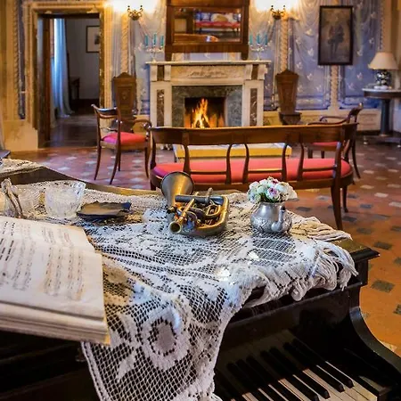 Castello Di Cafaggio וילה אימפרונטה